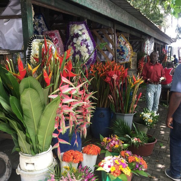 Marché des fleurs de Douala